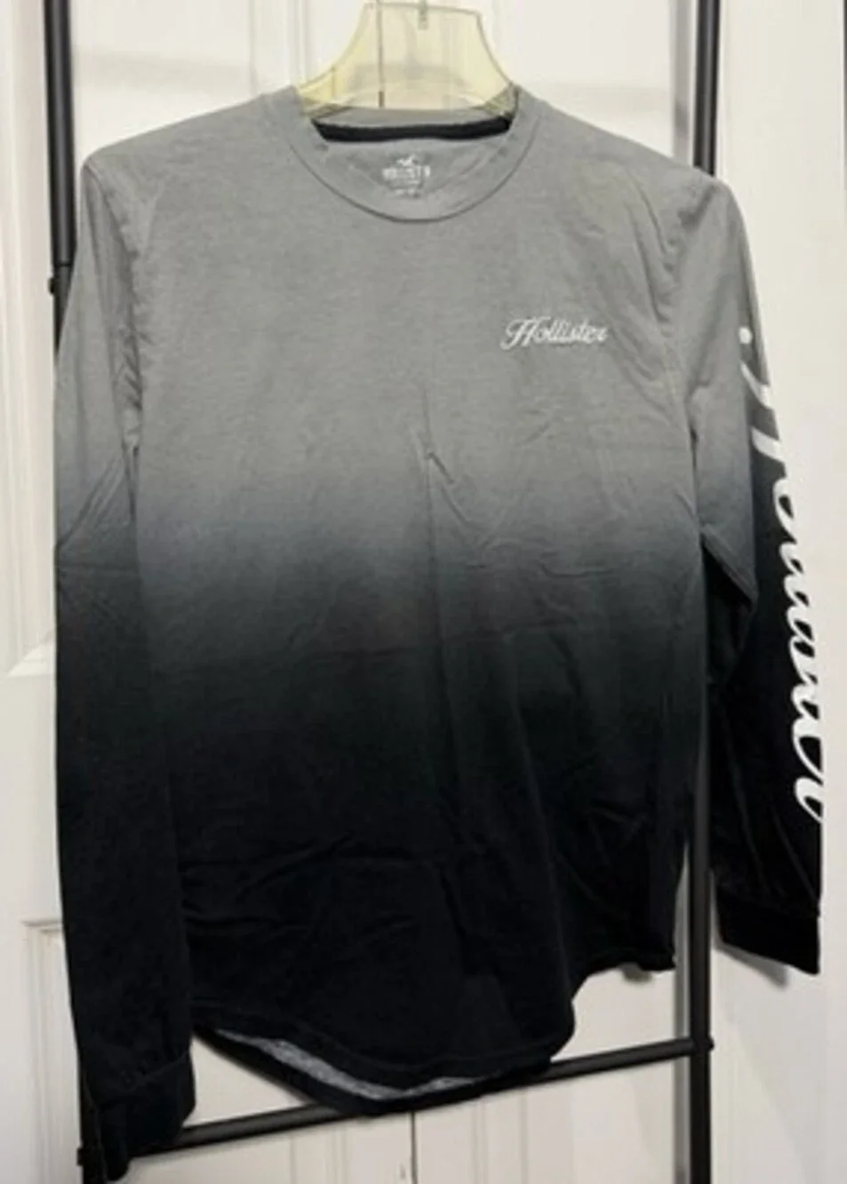 Hollister Men's Long Sleeve Ombre Crewneck Shirt - Gray & Black
